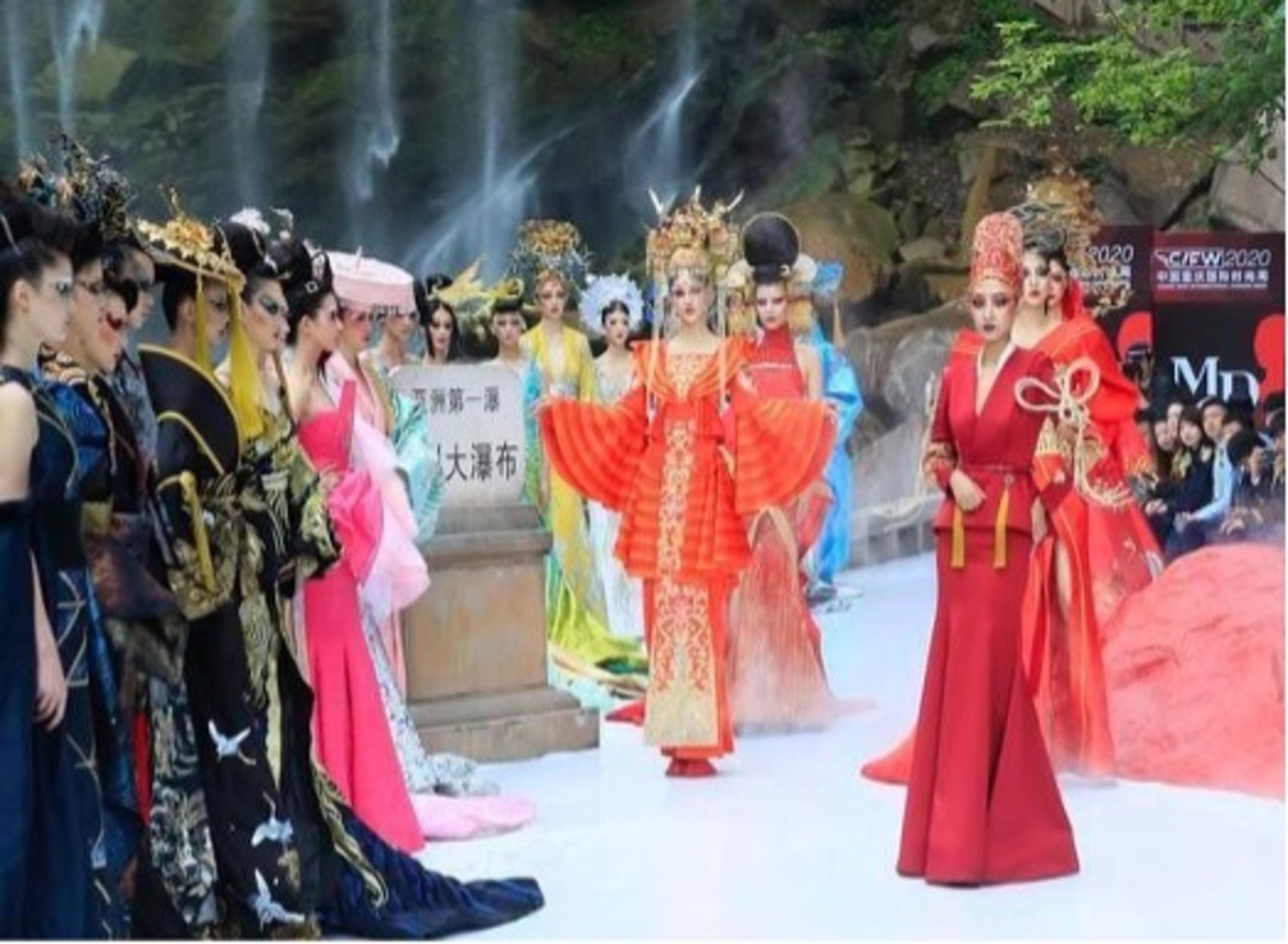 China Chongqing International Fashion Week 2019 3