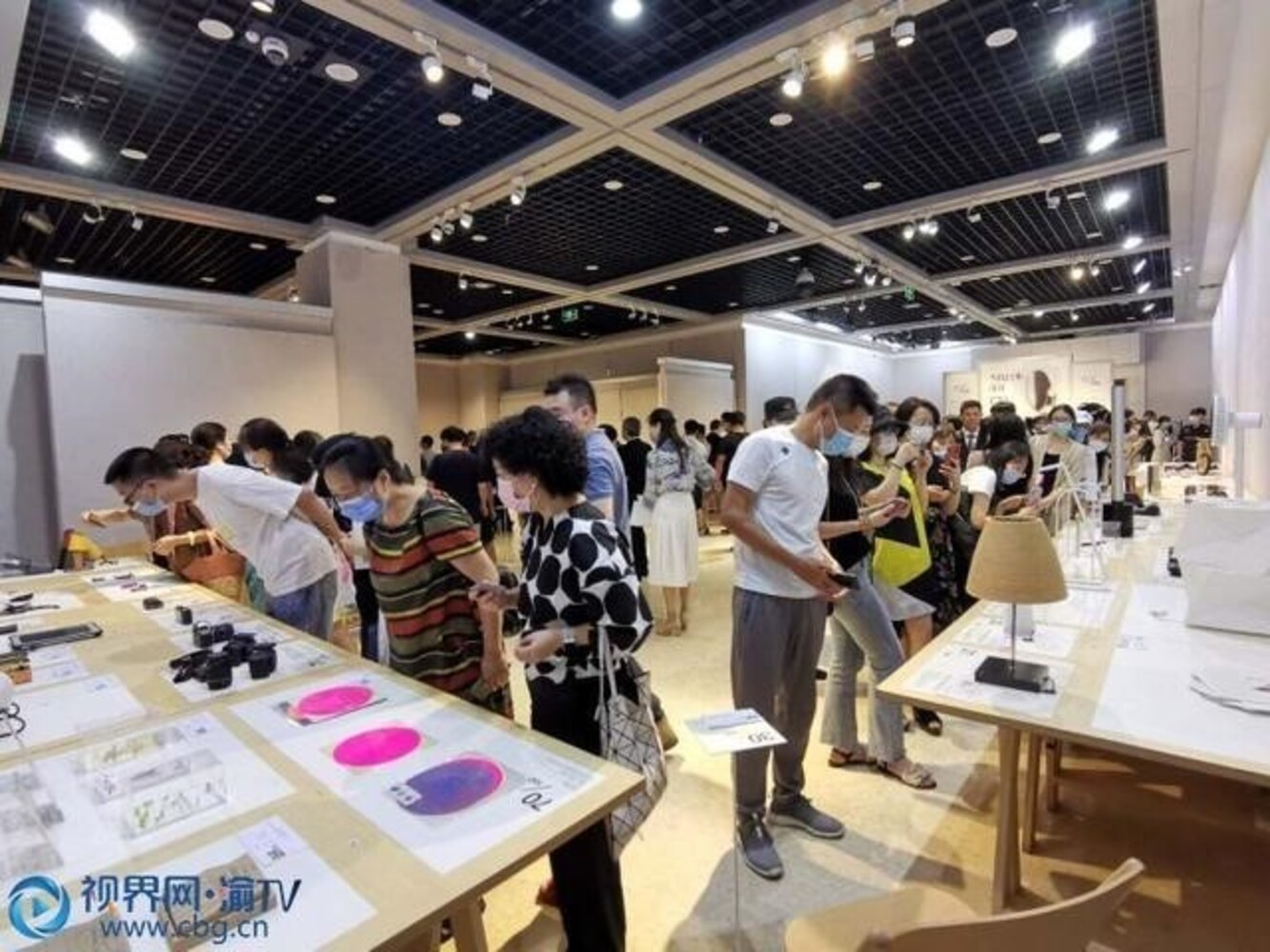 Japanese Design Today 100 Traveling Exhibition 1